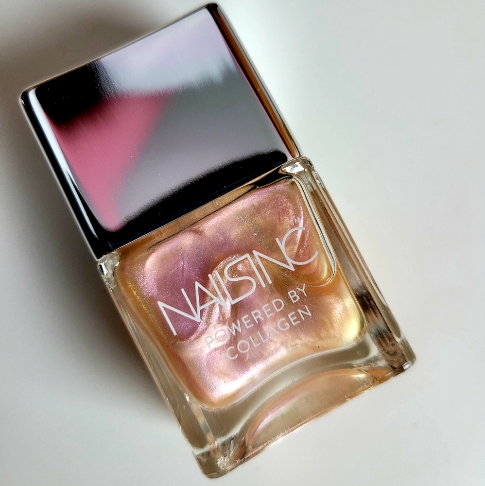 nails inc powered by collagen nail treatment